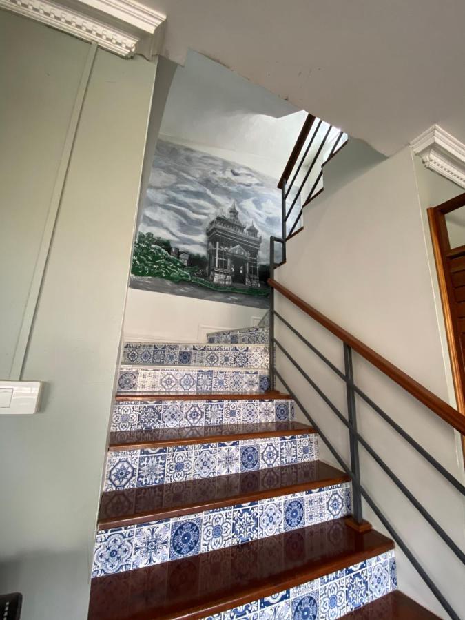 Patuxay Place Wientian Zewnętrze zdjęcie